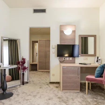 Hotel Mondo 4*
