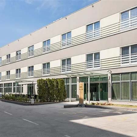 Hotel Mondo