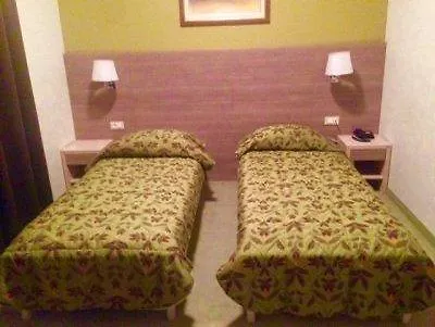 Hotel Mondo ホテル