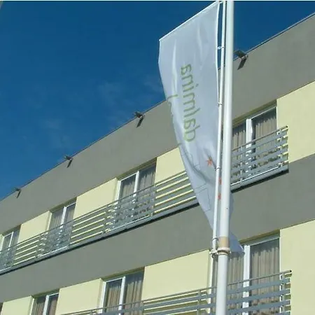 Hotel Mondo ホテル 4*