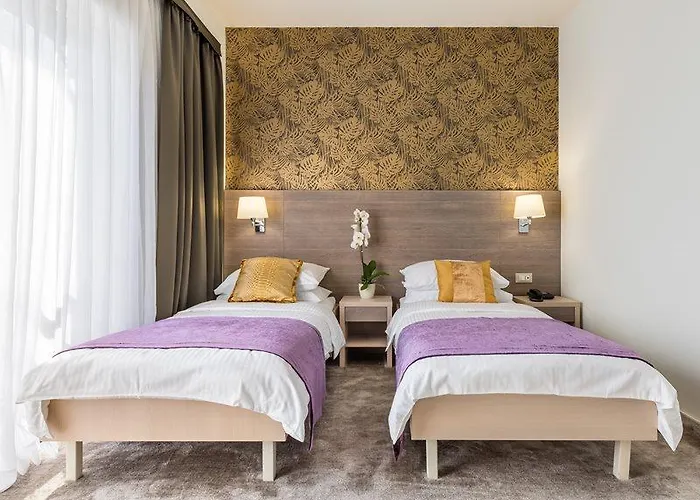 Hotel Mondo 4* Split