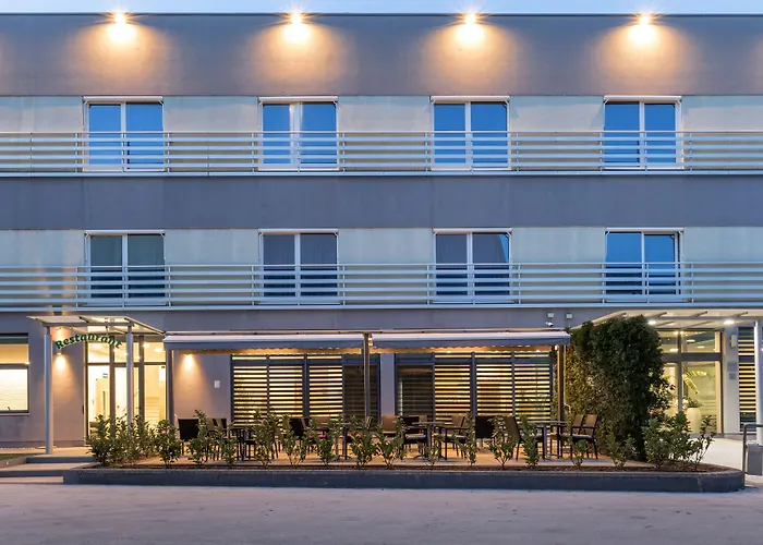 Hotel Hotel Mondo 4*