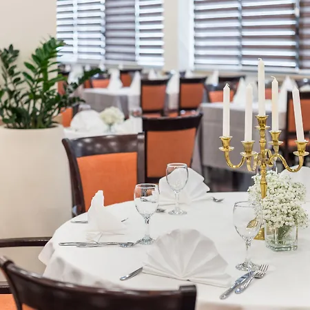 Hotel Mondo