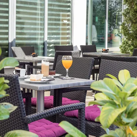 Hotel Mondo 4*