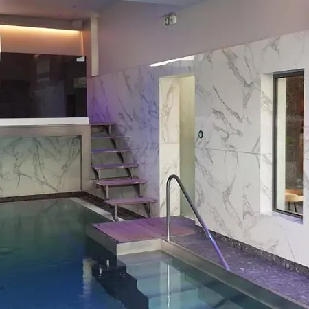 Hotel Mondo Hotel 4*
