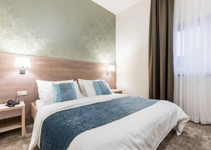 Hotel Mondo Hotel 4*