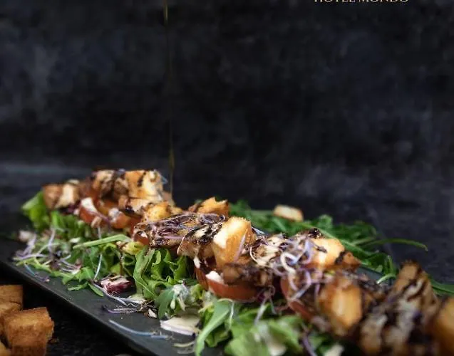 Hotel Mondo 4* Split